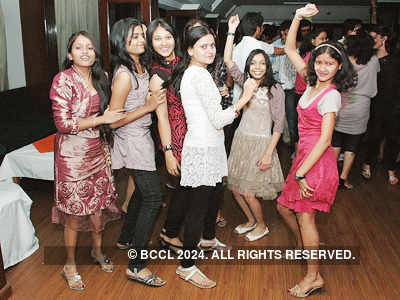 YCCE College's farewell party