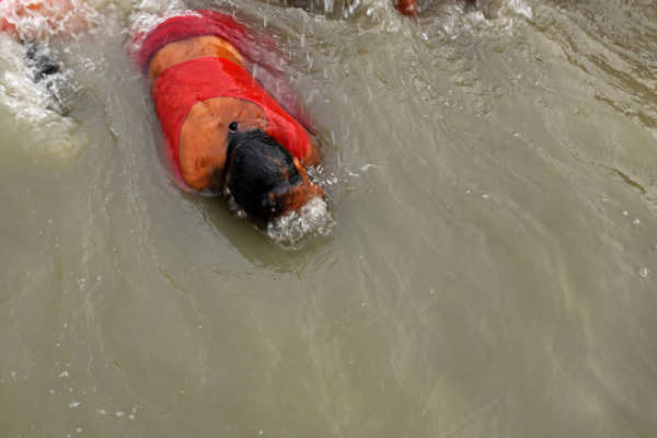 Devotees throng Gangasagar Mela in West Bengal