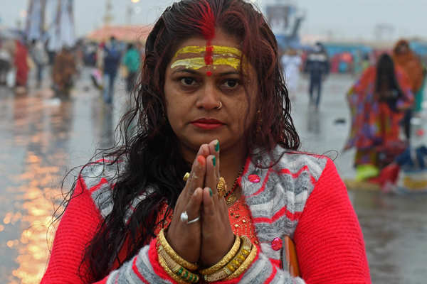 Devotees throng Gangasagar Mela in West Bengal