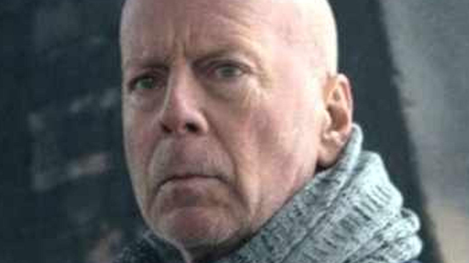 Bruce Willis says ‘It was an error in judgment’ for not wearing a mask