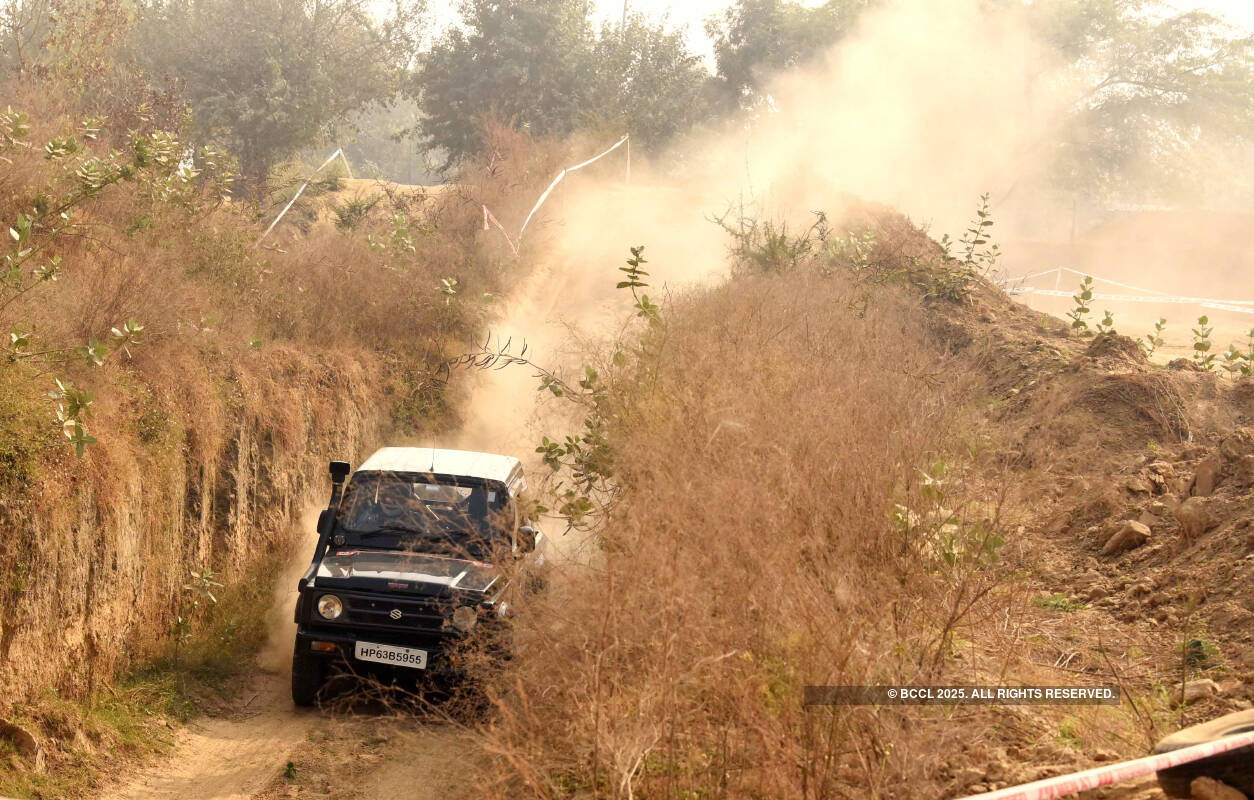 Off-roaders participate in Gurgaon's off-roading event