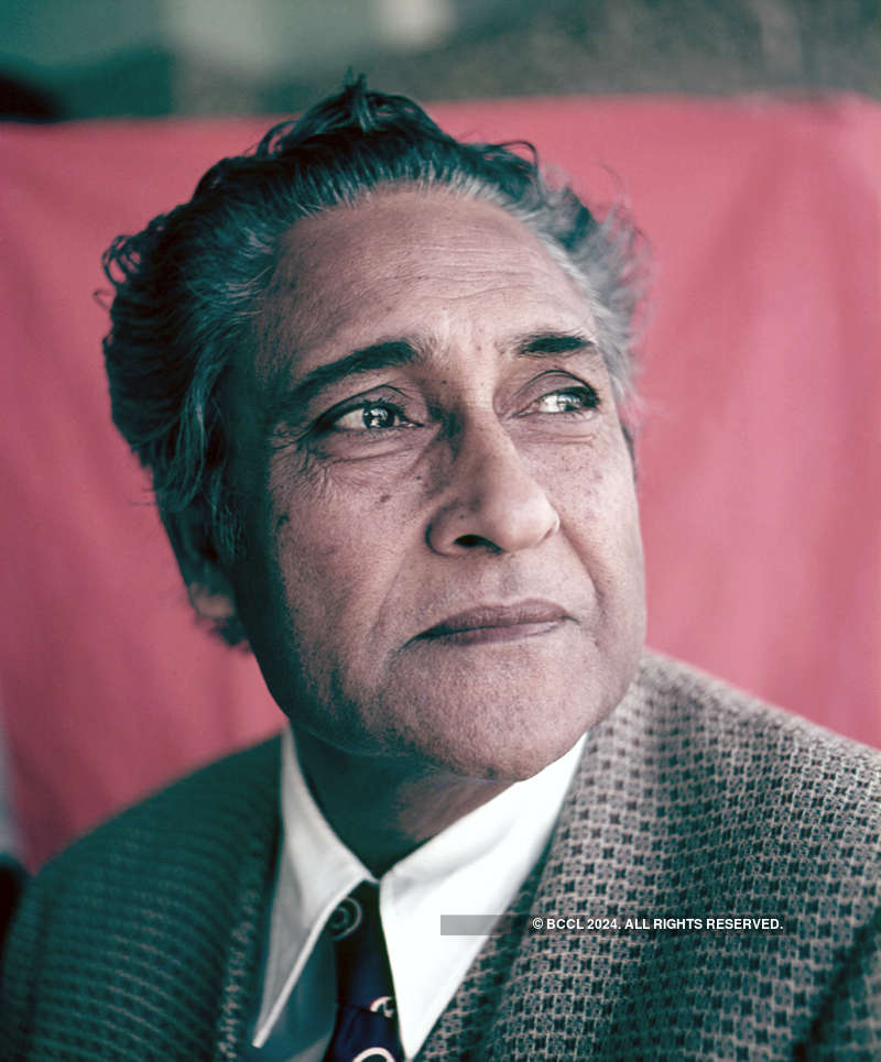 #GoldenFrames: Pictorial Biography of Ashok Kumar, the first icon of Indian cinema!