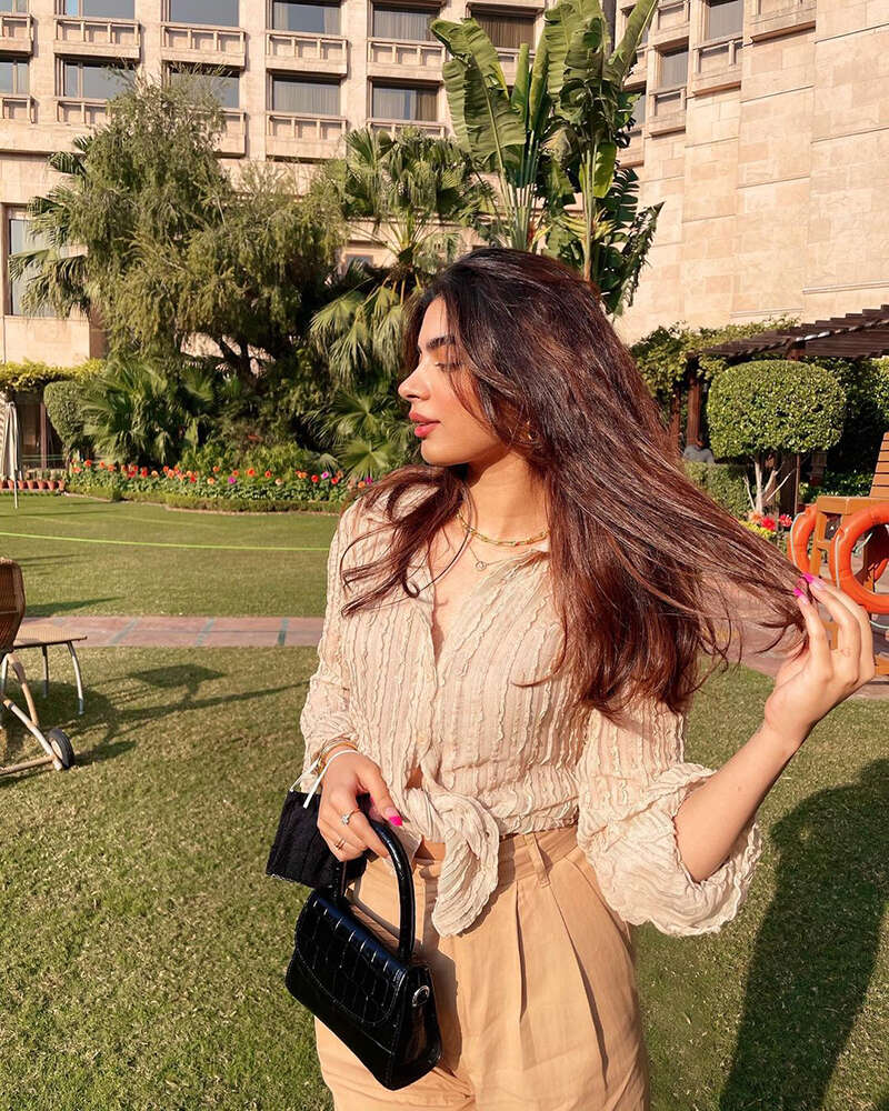 Stylish pictures of Khushi Kapoor, who is all set to make her Bollywood debut