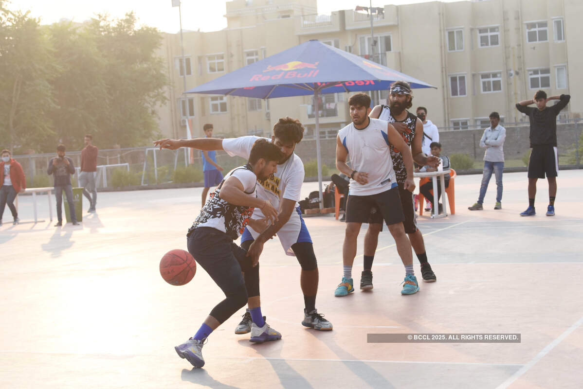 Top 3x3 basketball players in action at an event