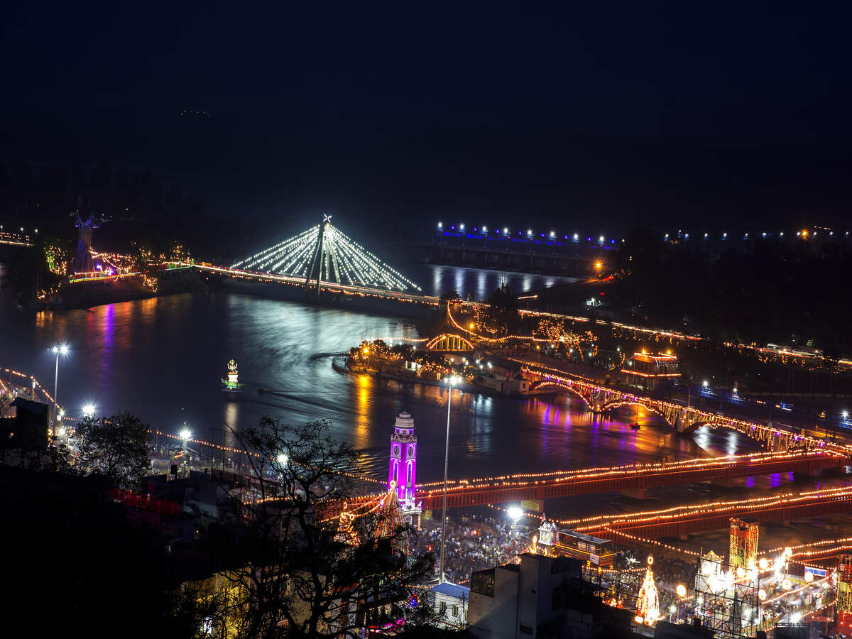 Maha Kumbh Mela: Haridwar painted with mythological-themed graffiti art Maha Kumbh Mela: Haridwar painted with mythological-themed graffiti art