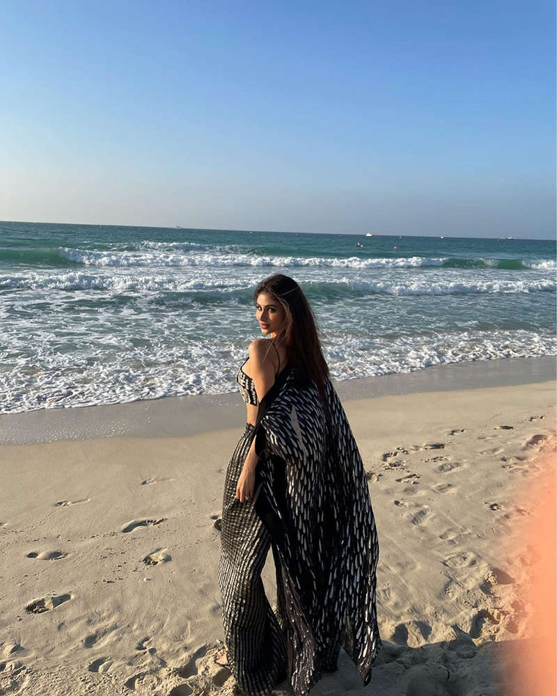 Mouni Roy's vacation pictures will make you hit the beach