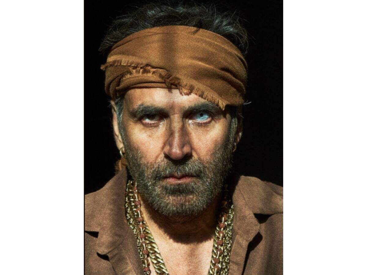 Ашкай кумар баччан панди. Баччан пандей (2022). Bachchan pandey actress. Баччан пандей (2022). Баччан пандей (2022).