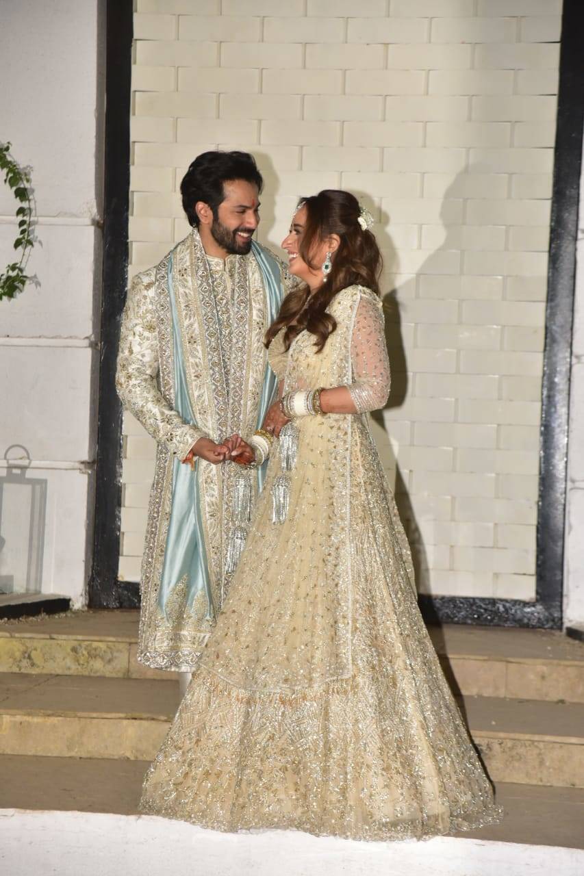 Varun Dhawan Looked Regal In A Heavily Embellished Gold Sherwani On His ...