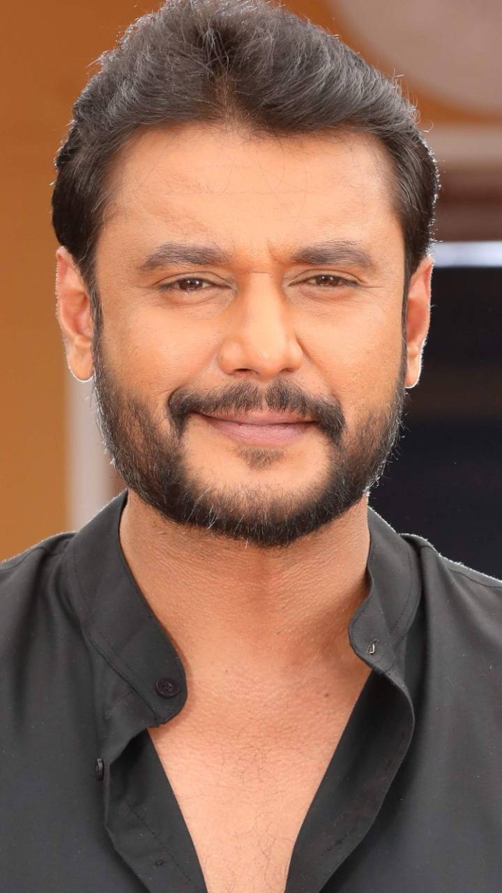 Actor Darshan's Look For Devil- The Hero Goes Viral - News18