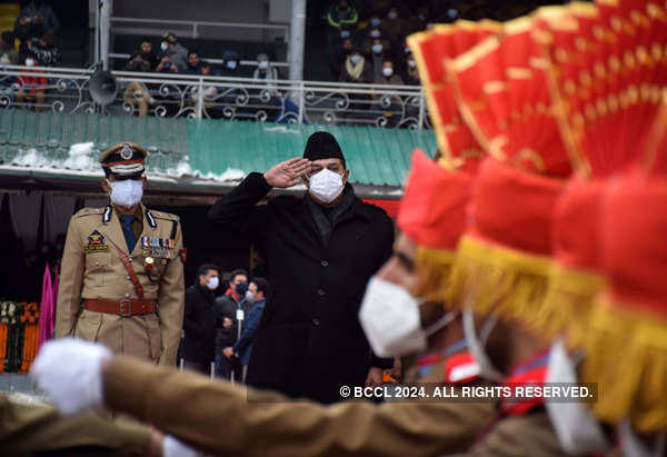 Spectacular pictures from Republic Day celebrations in Kashmir