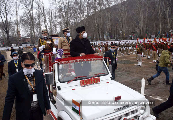 Spectacular pictures from Republic Day celebrations in Kashmir