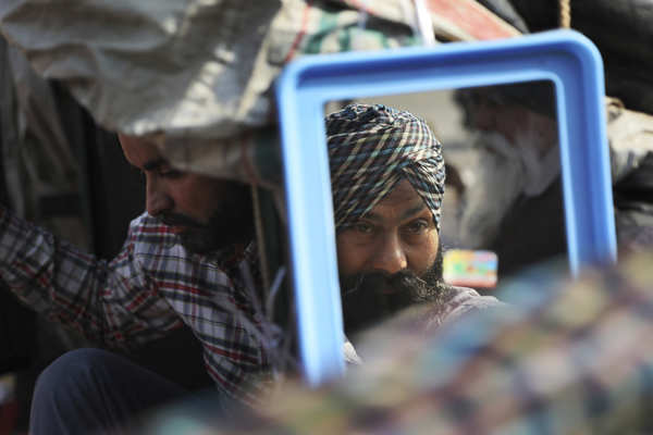 40 images that show the aftermath of tractor parade violence