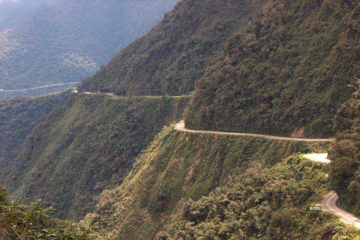 Most dangerous roads around the world