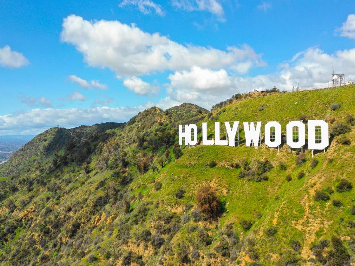 Instagram influencer arrested for changing the iconic Hollywood sign to  'Hollyboob', Los Angeles - Times of India Travel