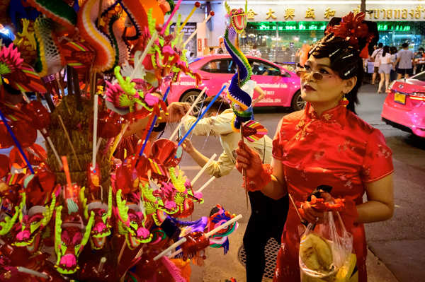 Preparations in full swing for Lunar New Year celebrations