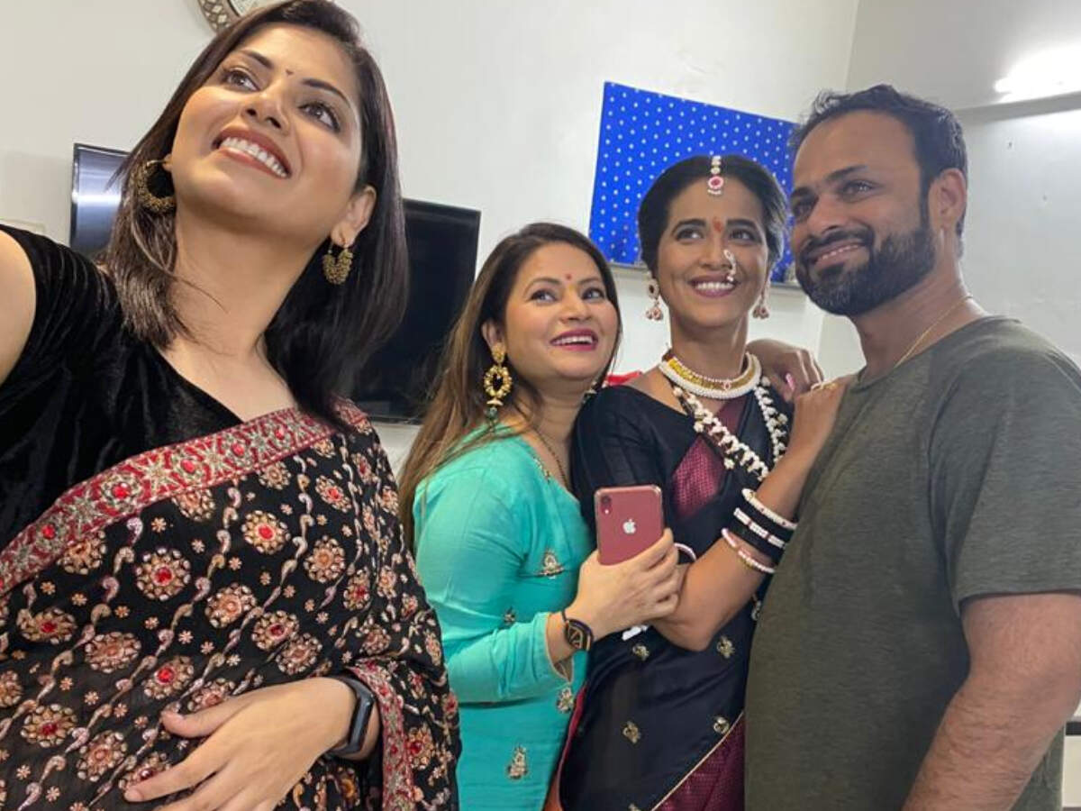 Bigg Boss Marathi 1 fame Sharmishtha Raut celebrates her first Haldi ...