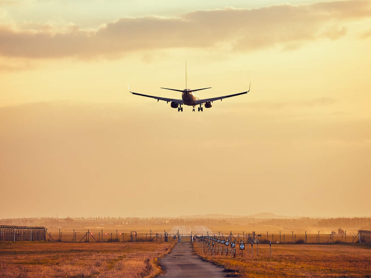 India: Domestic airfares hike by up to 30%, passenger capacity limited to 80% India: Domestic airfares hike by up to 30%, passenger capacity limited to 80%