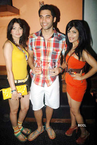 Kushal Punjabi's b'day bash