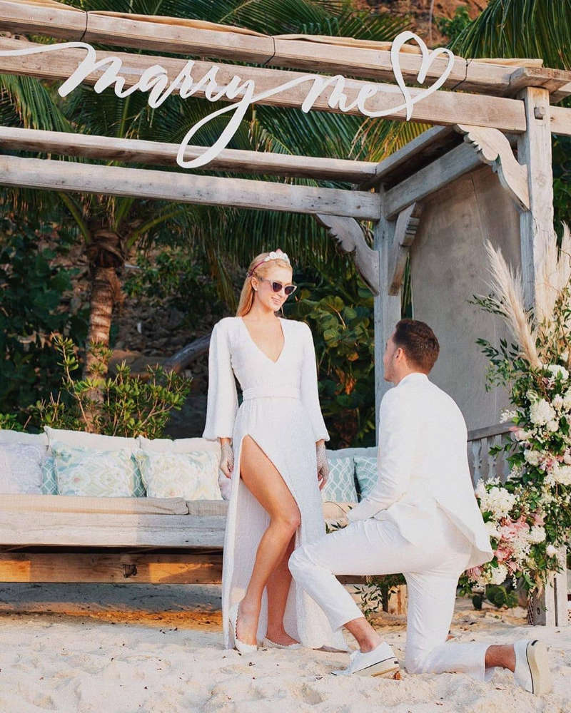 Paris Hilton gets engaged to entrepreneur Carter Reum; shares pictures with fans
