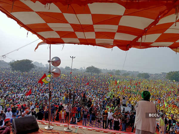 Farmers hold Maha Kisan rally against farm laws in Barnala