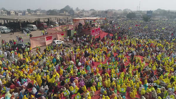 Farmers hold Maha Kisan rally against farm laws in Barnala