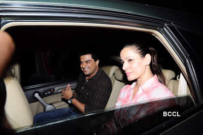 Stars at screening of 'Challo Dilli'