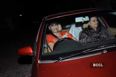 Stars at screening of 'Challo Dilli'