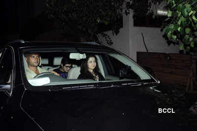 Stars at screening of 'Challo Dilli'