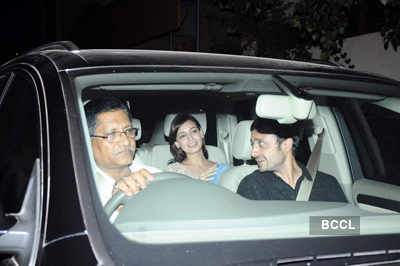 Stars at screening of 'Challo Dilli'