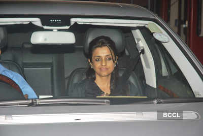 Stars at screening of 'Challo Dilli'