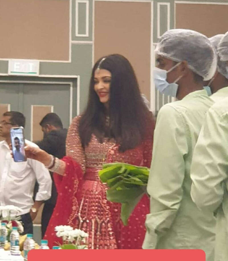 Aishwarya Rai & Abhishek Bachchan attend a family wedding with Aaradhya