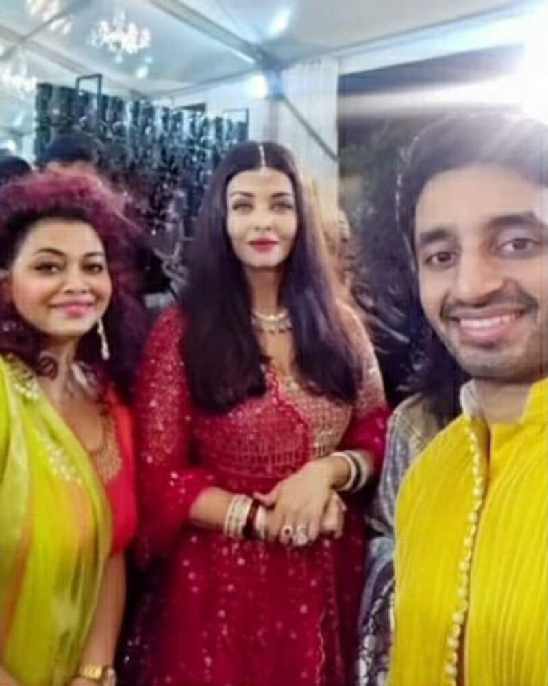 Aishwarya Rai & Abhishek Bachchan attend a family wedding with Aaradhya