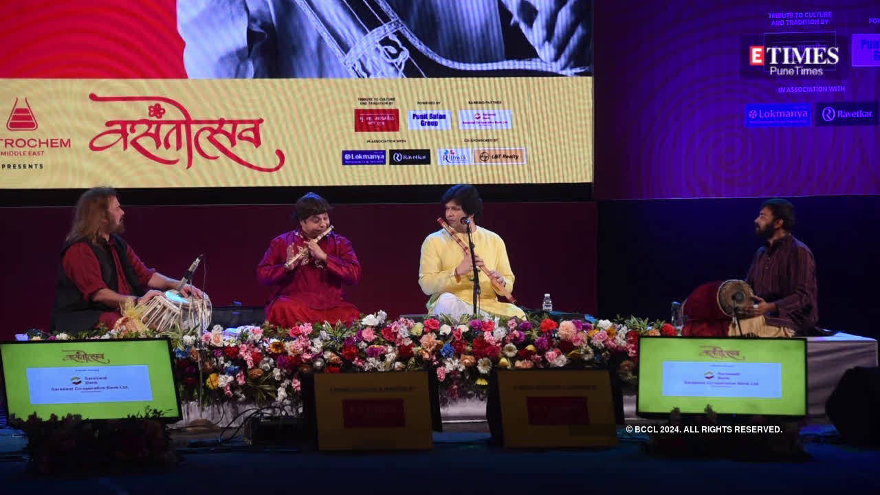 Flute jugalbandi by Shashank Subramanyam and Rakesh Chaurasia |  Entertainment - Times of India Videos