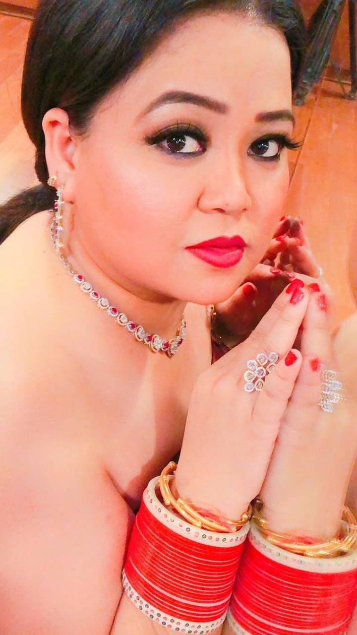 Comedian Bharti Singh is all about sparkles in these photos | Times of India