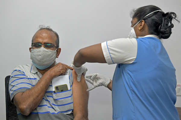PM Modi takes first dose of Covid-19 vaccine