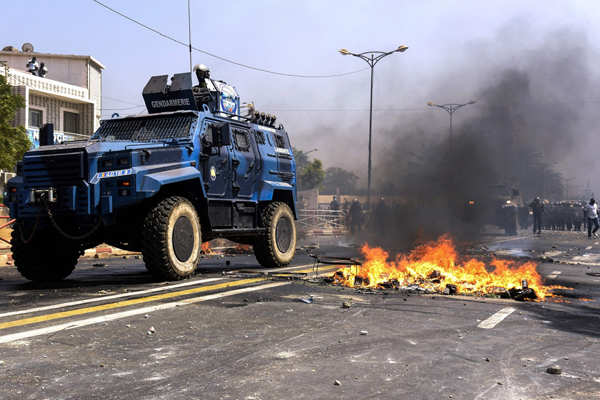Clashes erupt after Senegal opposition leader arrested