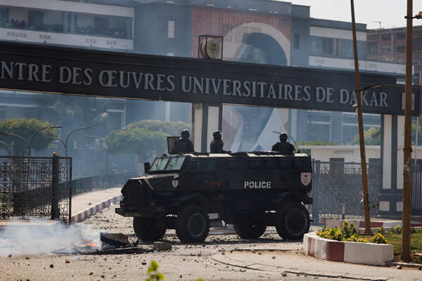 Clashes erupt after Senegal opposition leader arrested