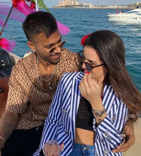 Cricketer Hardik Pandya and his wife Natasa Stankovic's lovey-dovey pictures go viral