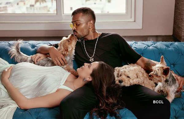 Cricketer Hardik Pandya and his wife Natasa Stankovic's lovey-dovey pictures go viral