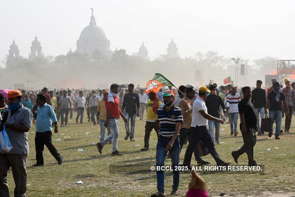 PM Modi holds mega rally in Kolkata