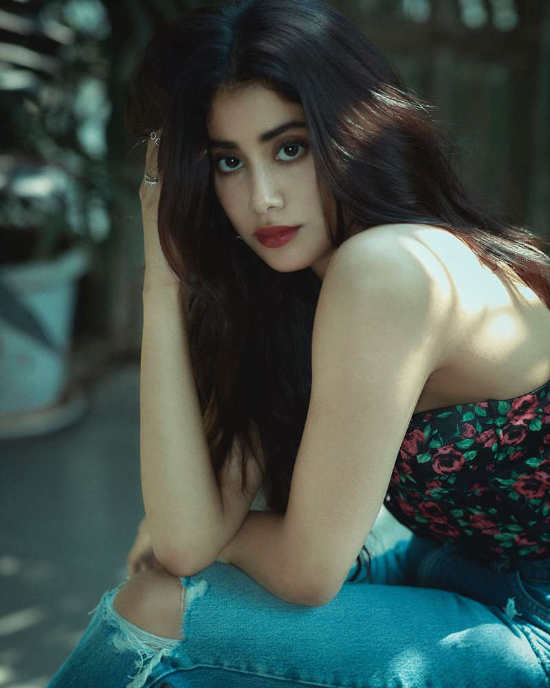 Janhvi Kapoor is making heads turn with her new dreamy photoshoots