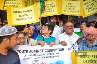Kiran Bedi at Anti-corruption press meet
