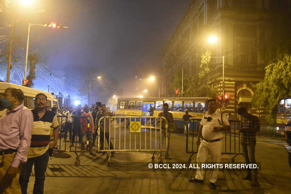 Kolkata: 9 killed in Railway building fire