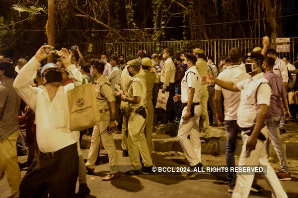 Kolkata: 9 killed in Railway building fire