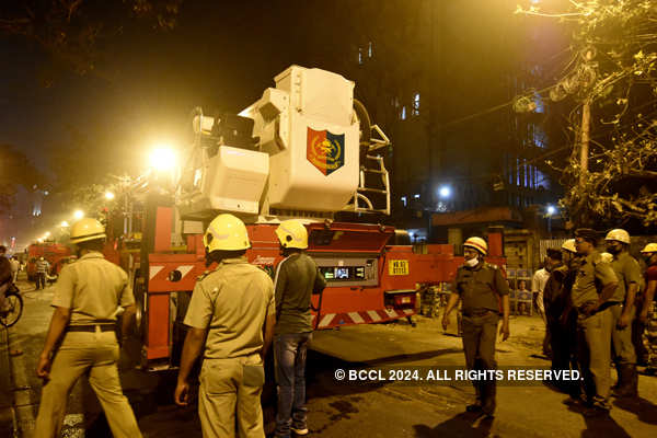 Kolkata: 9 killed in Railway building fire