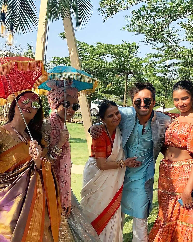 Shraddha Kapoor looks no less than a princess in these beautiful pictures from her cousin's wedding