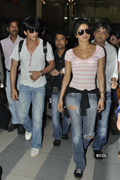 SRK at airport