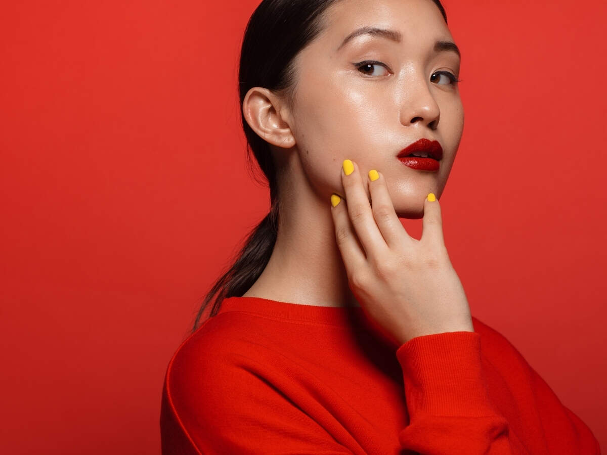 Chic Makeup Hacks: Elevate Your Look with Effortless Techniques