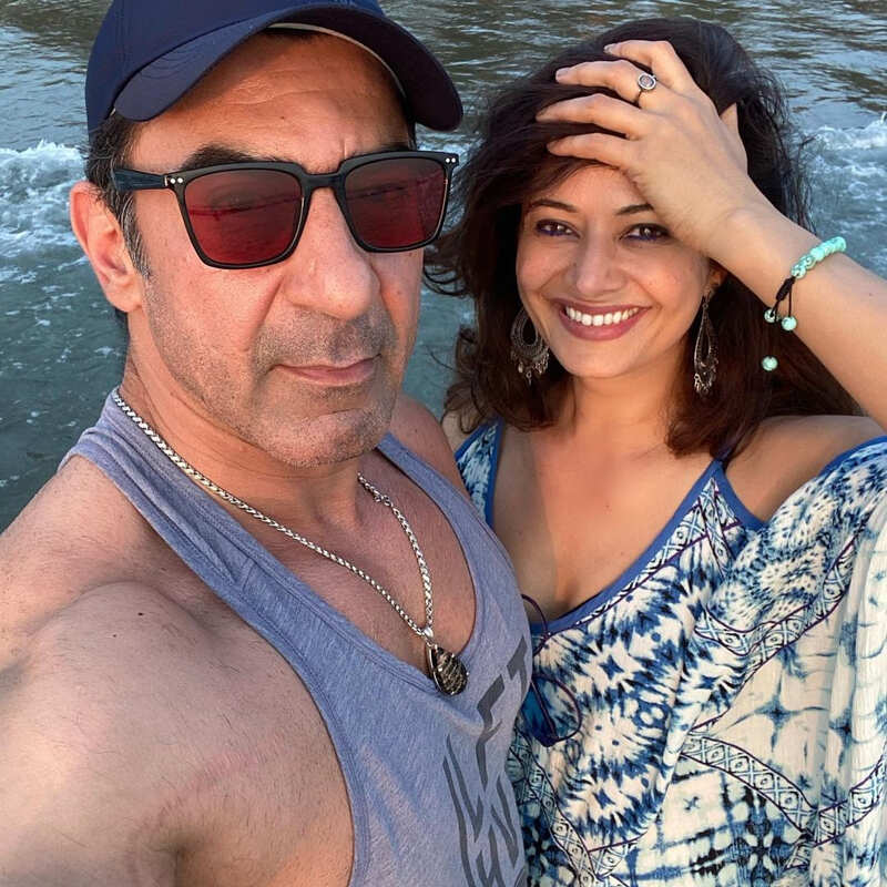 Pooja Batra and Nawab Shah pictures