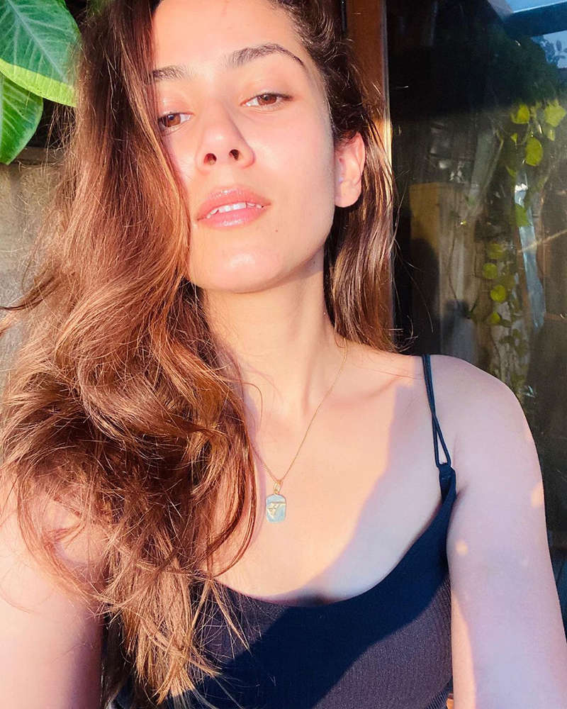 Mira Rajput flaunts her post-workout glow in these new stunning pictures